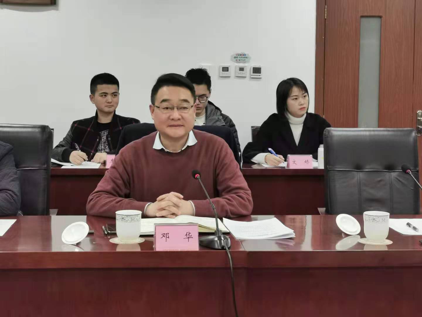 “省、市、縣三級聯(lián)動，多方齊力推動達州苧麻產(chǎn)業(yè)發(fā)展”。